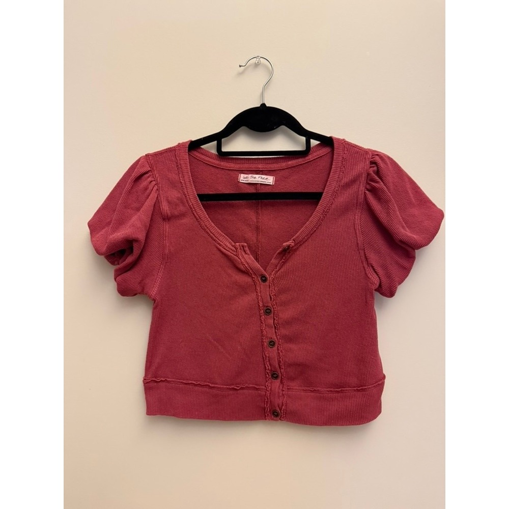 We The Free Free People Ribbed Puff Sleeve Button Front Cropped Top Berry XS